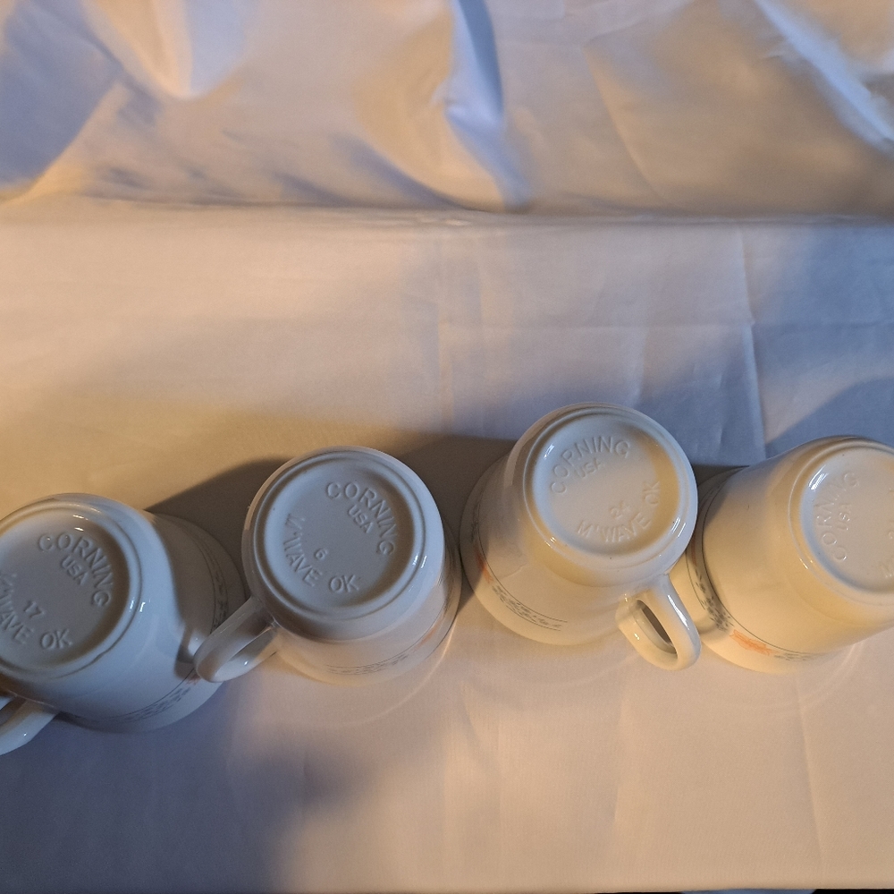 Set of 4 Corelle Coffee Mugs - Picture 4 of 4